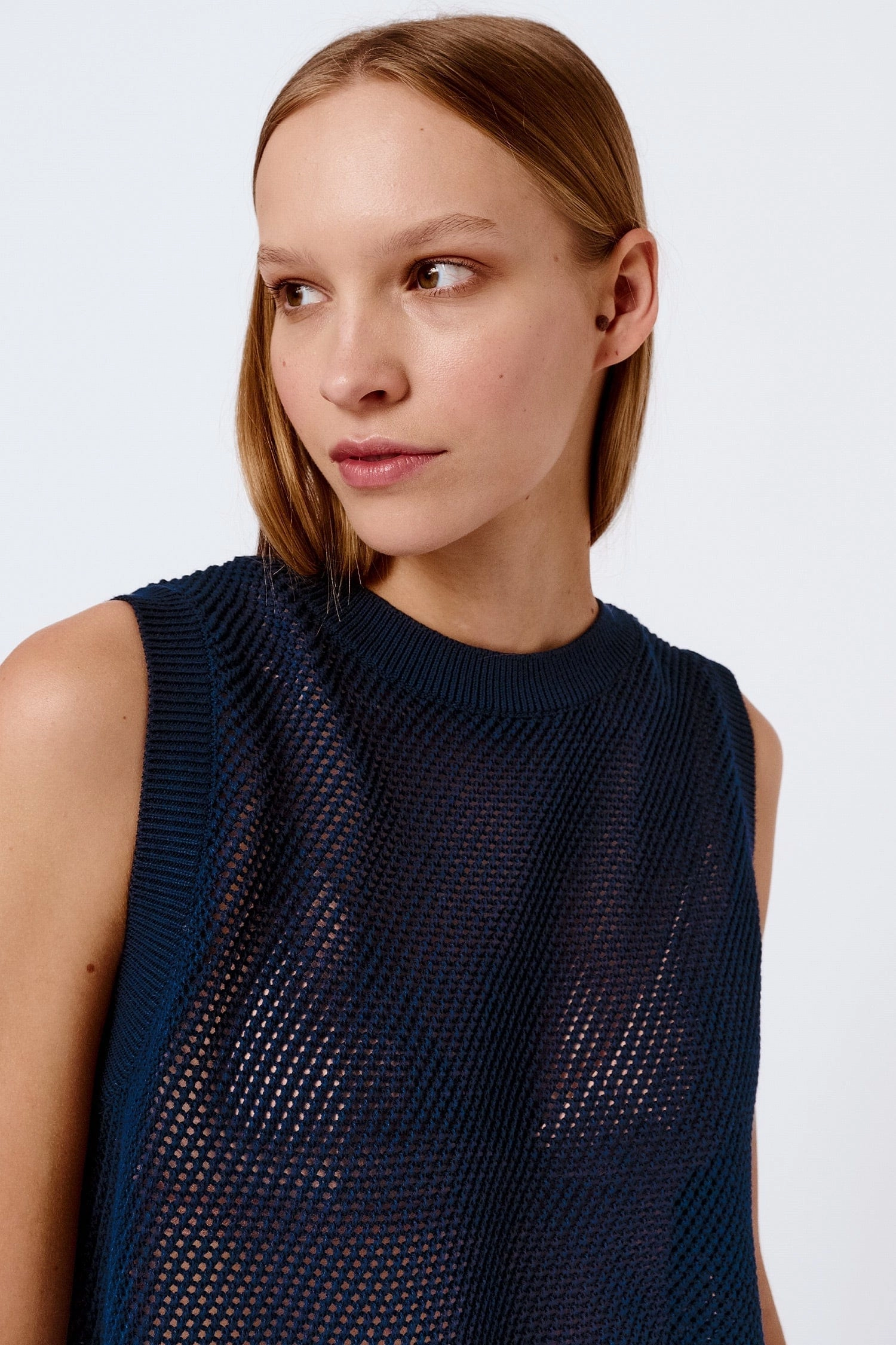 Knitted Organic Cotton Mesh Sleeveless Top | Navy Blue