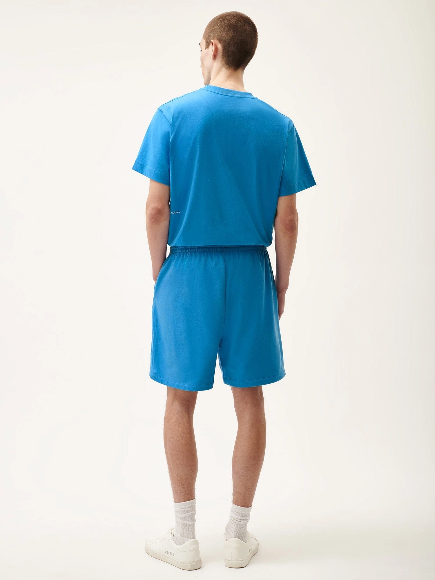Mens 365 Midweight Mid Length shorts—geyser blue