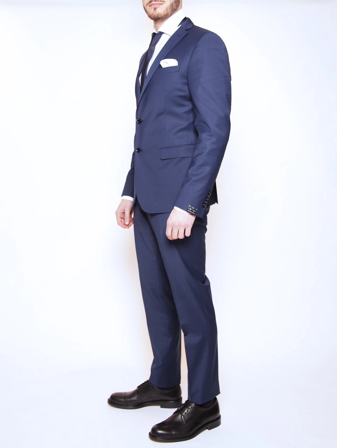 Single-breasted Navy suit